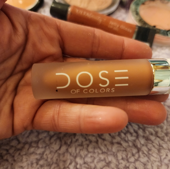 Multiple makeup kit - Picture 16 of 16